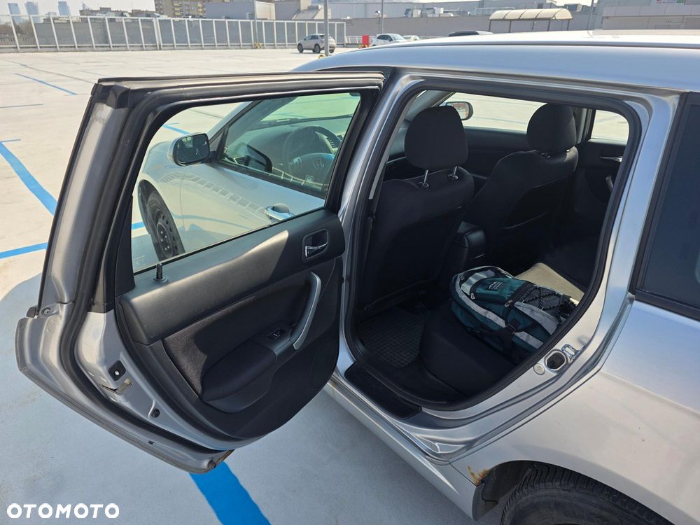 Honda Accord 2.0 Comfort - 8