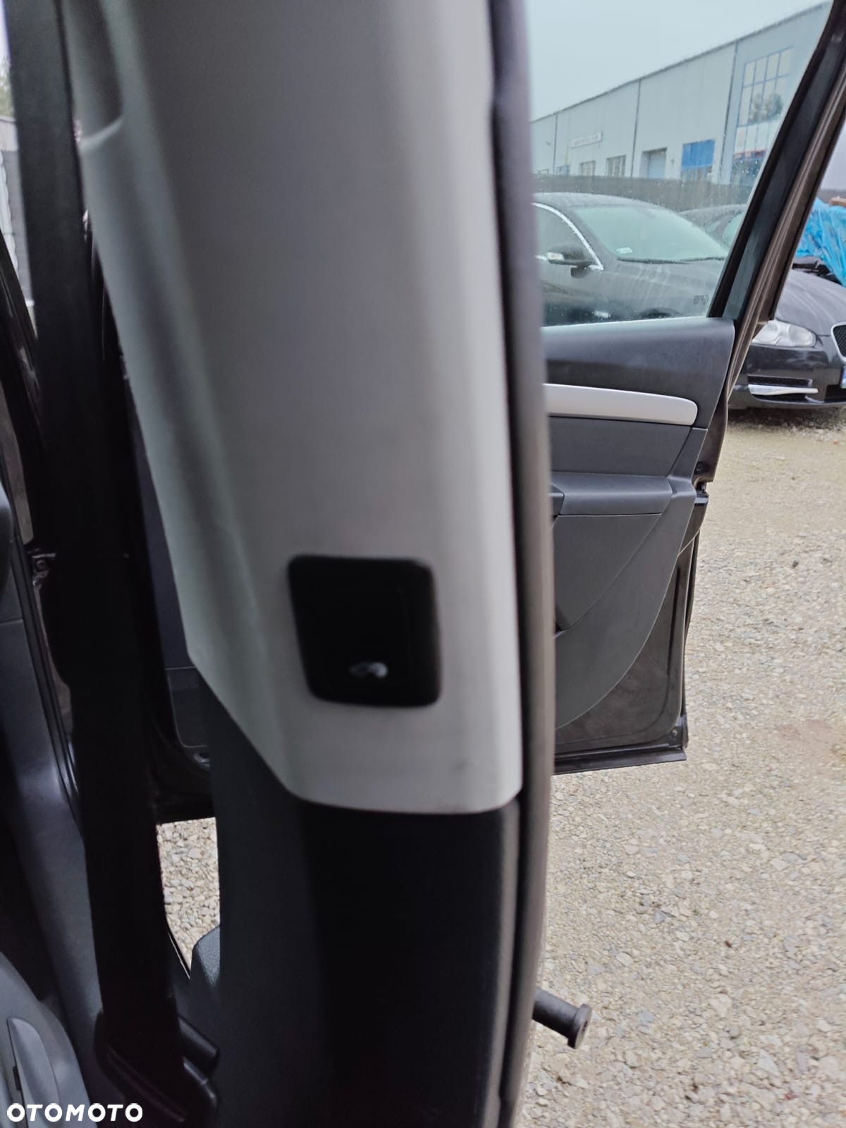 Volkswagen Sharan 2.0 TDI Comfortline - 13