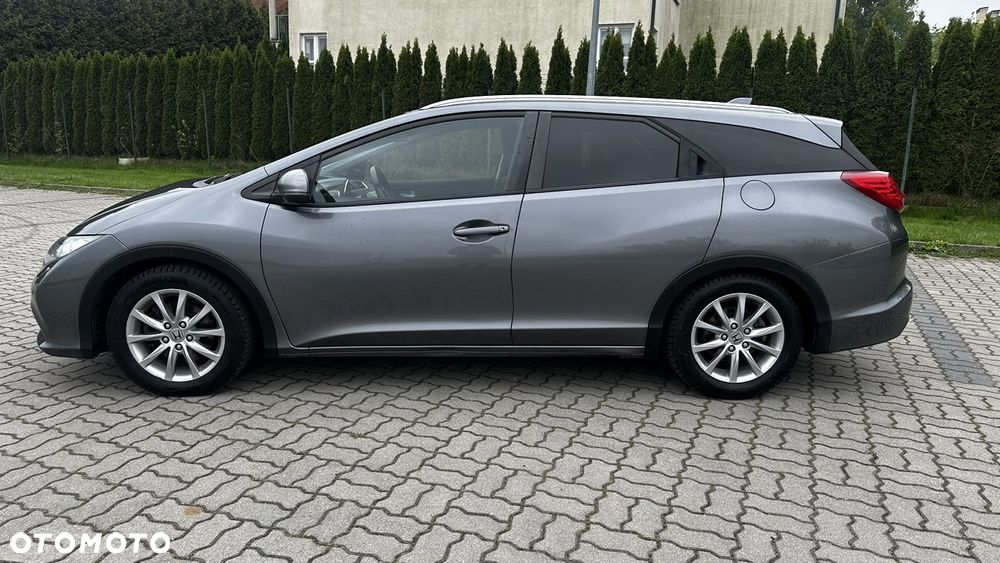Honda Civic 1.6 i-DTEC Executive Black Edition - 2