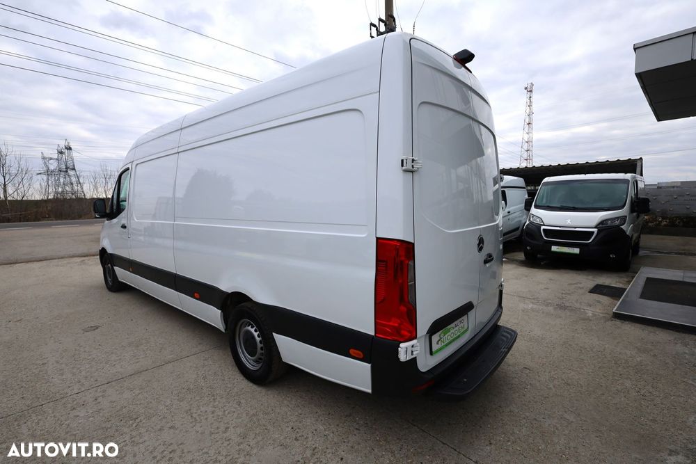 Mercedes-Benz Sprinter L3H2 - 4