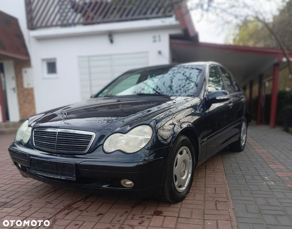 Mercedes-Benz Klasa C - 16