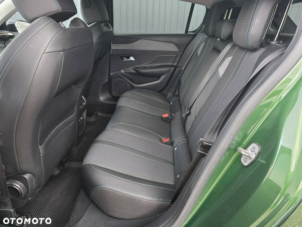 Peugeot 308 1.2 PureTech Allure S&S EAT8 - 19