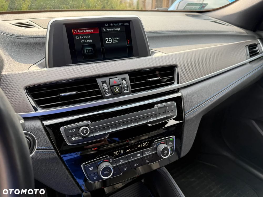 BMW X2 sDrive18i - 11