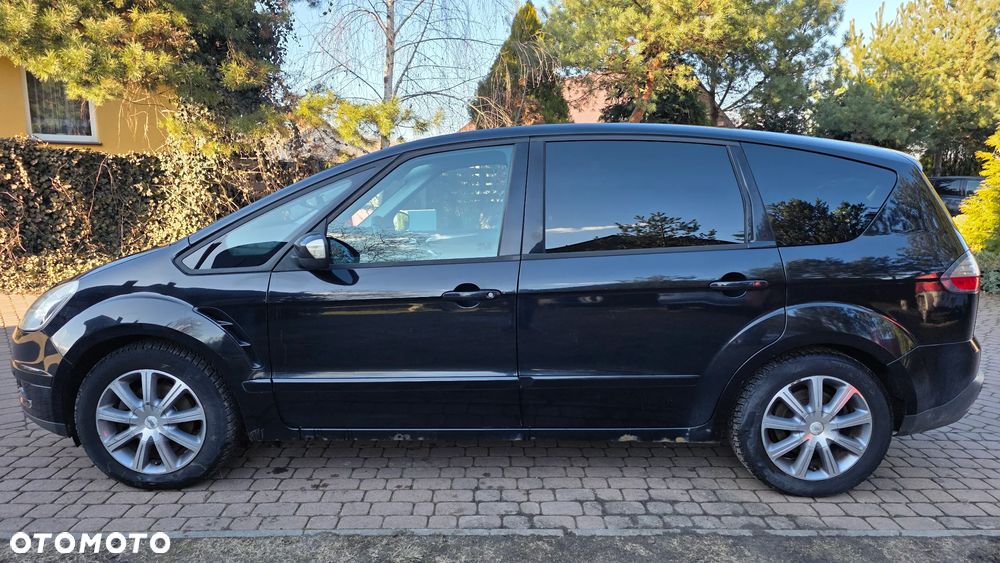 Ford S-Max - 23