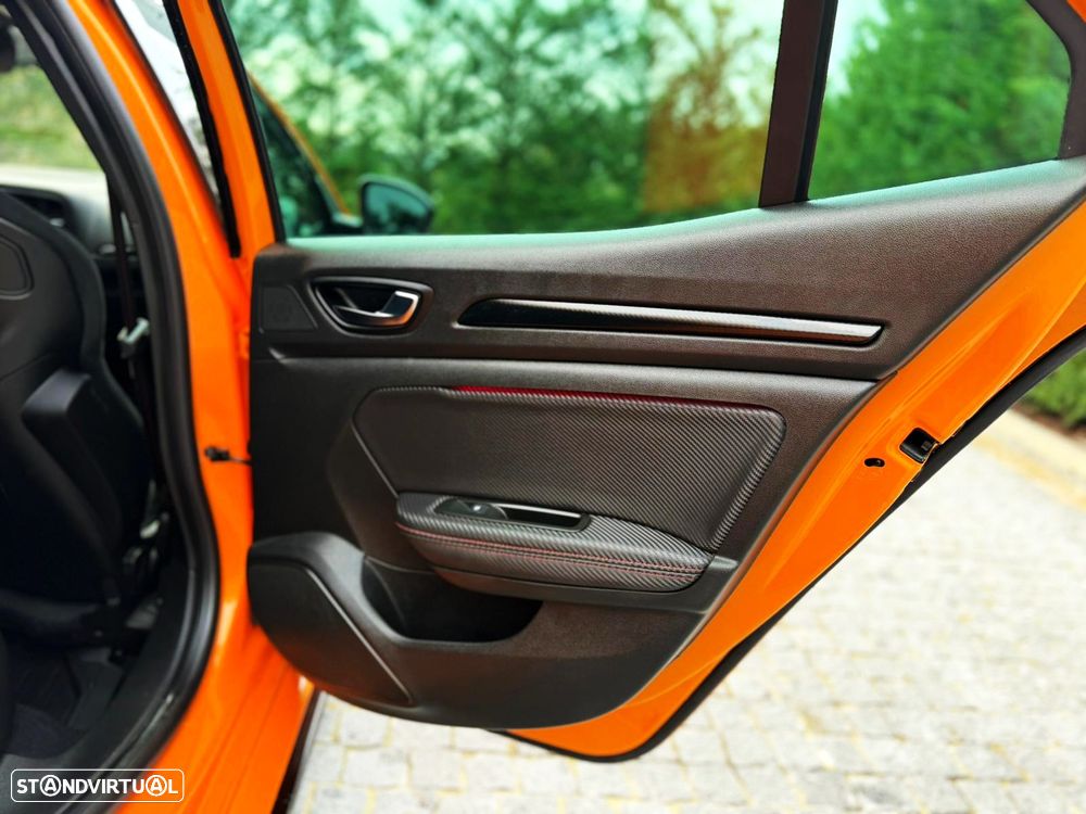 Renault Mégane TCe 300 GPF R.S. TROPHY - 26