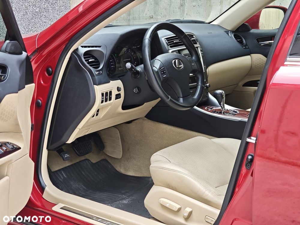 Lexus IS 250 Prestige - 18