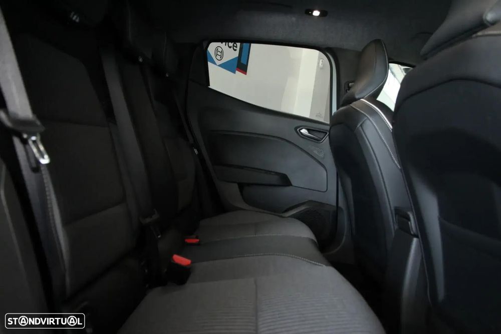 Renault Clio 1.0 TCe Techno Bi-Fuel - 22