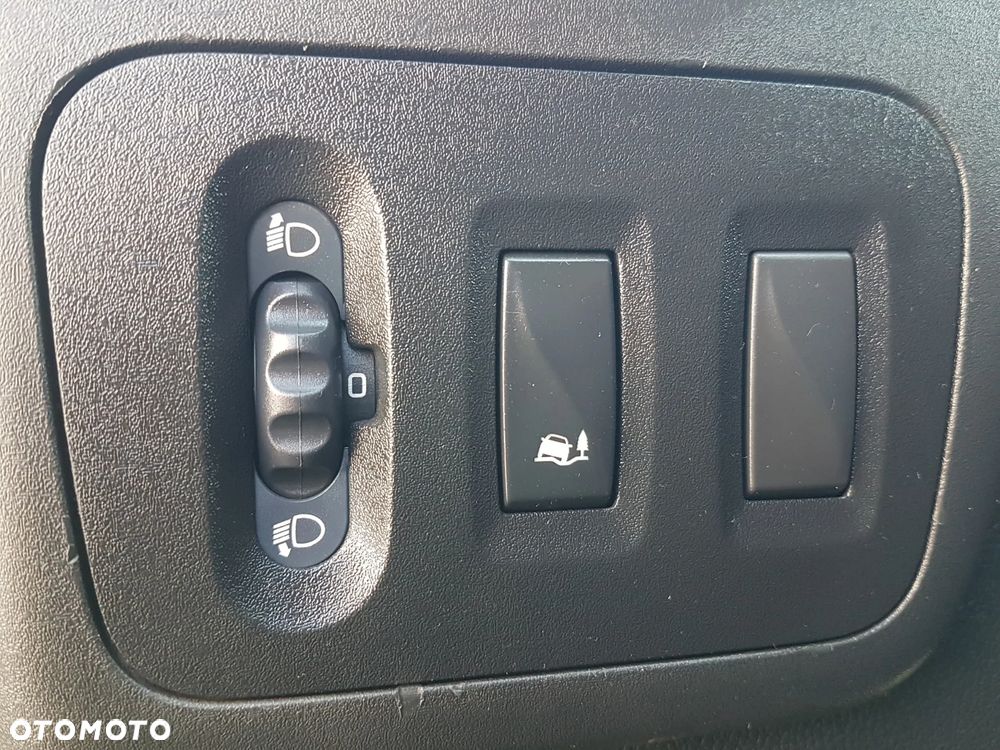 Renault MASTER KONTENER 8EP 4,21x2,23x2,22 KLIMA KRAJOWY MANUAL  6-BIEGÓW - 26