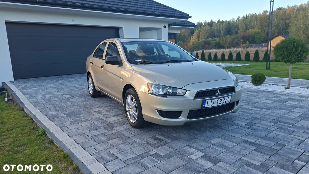 Mitsubishi Lancer - 18
