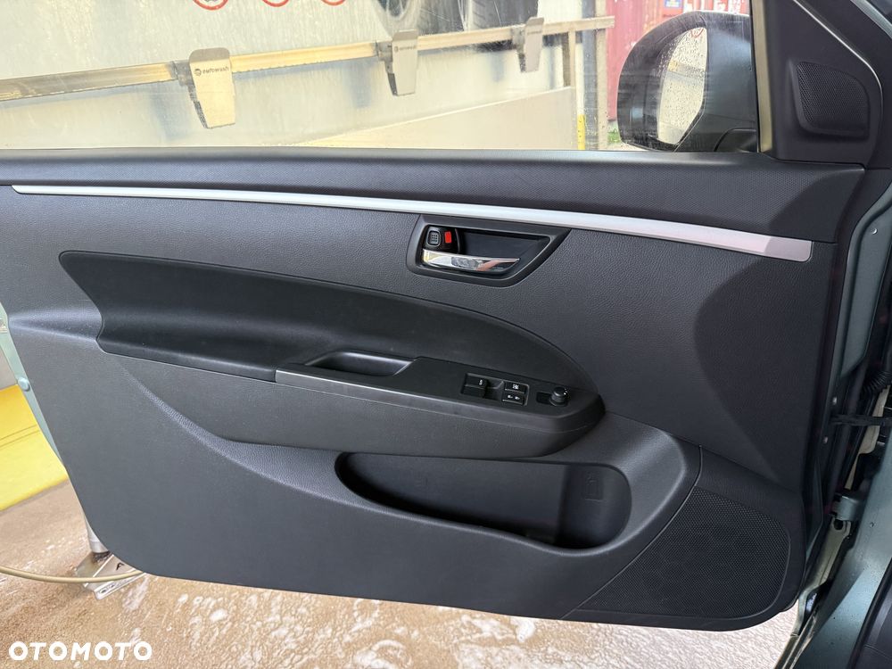 Suzuki Swift - 10