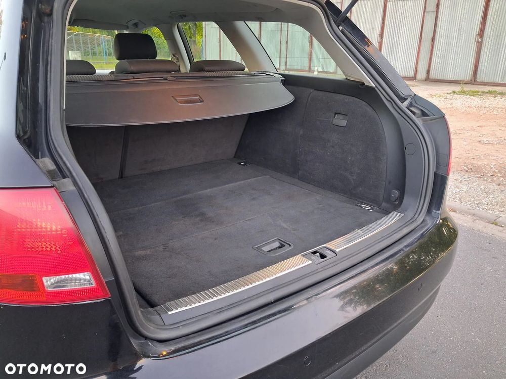 Audi A4 Avant 2.0 TDI Multitronic - 26