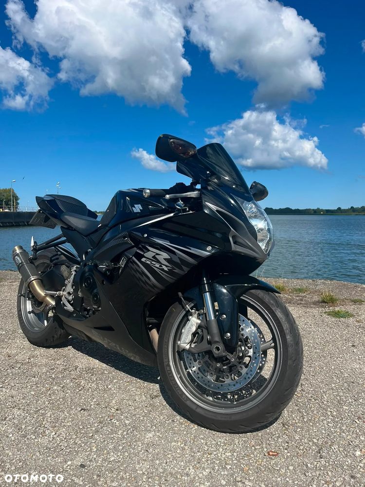 Suzuki GSX-R - 4