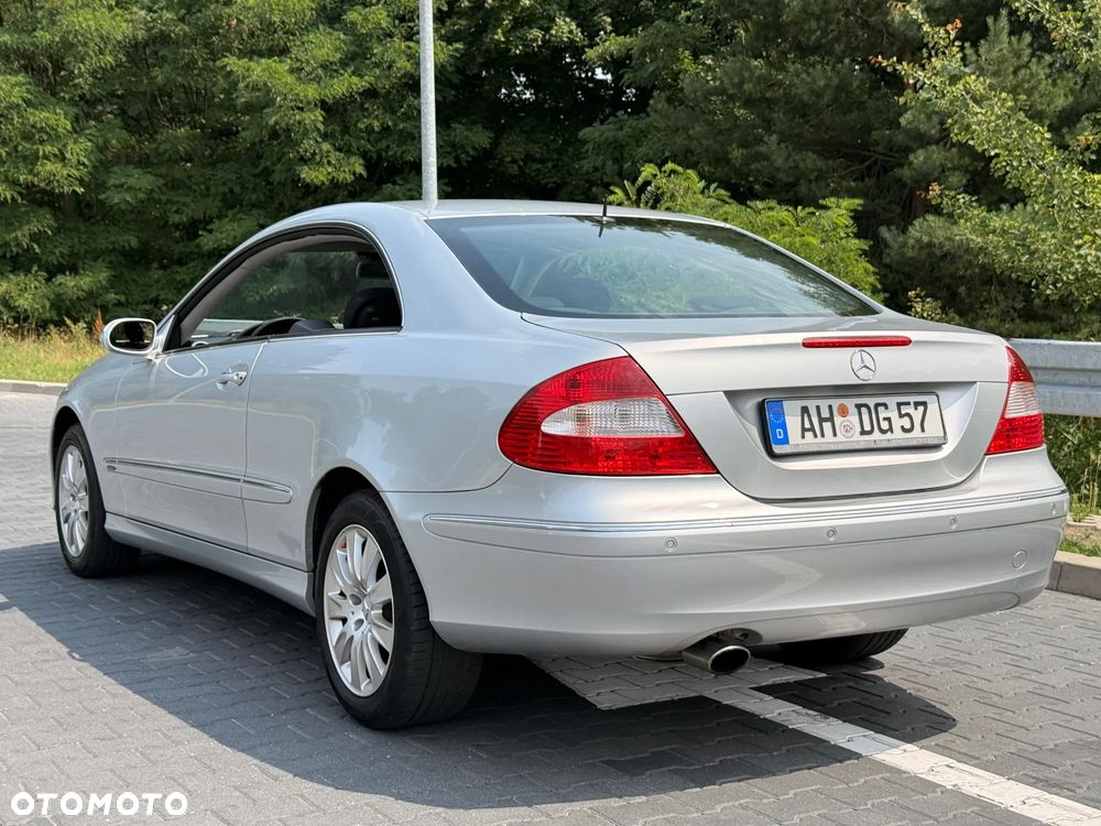Mercedes-Benz CLK - 4