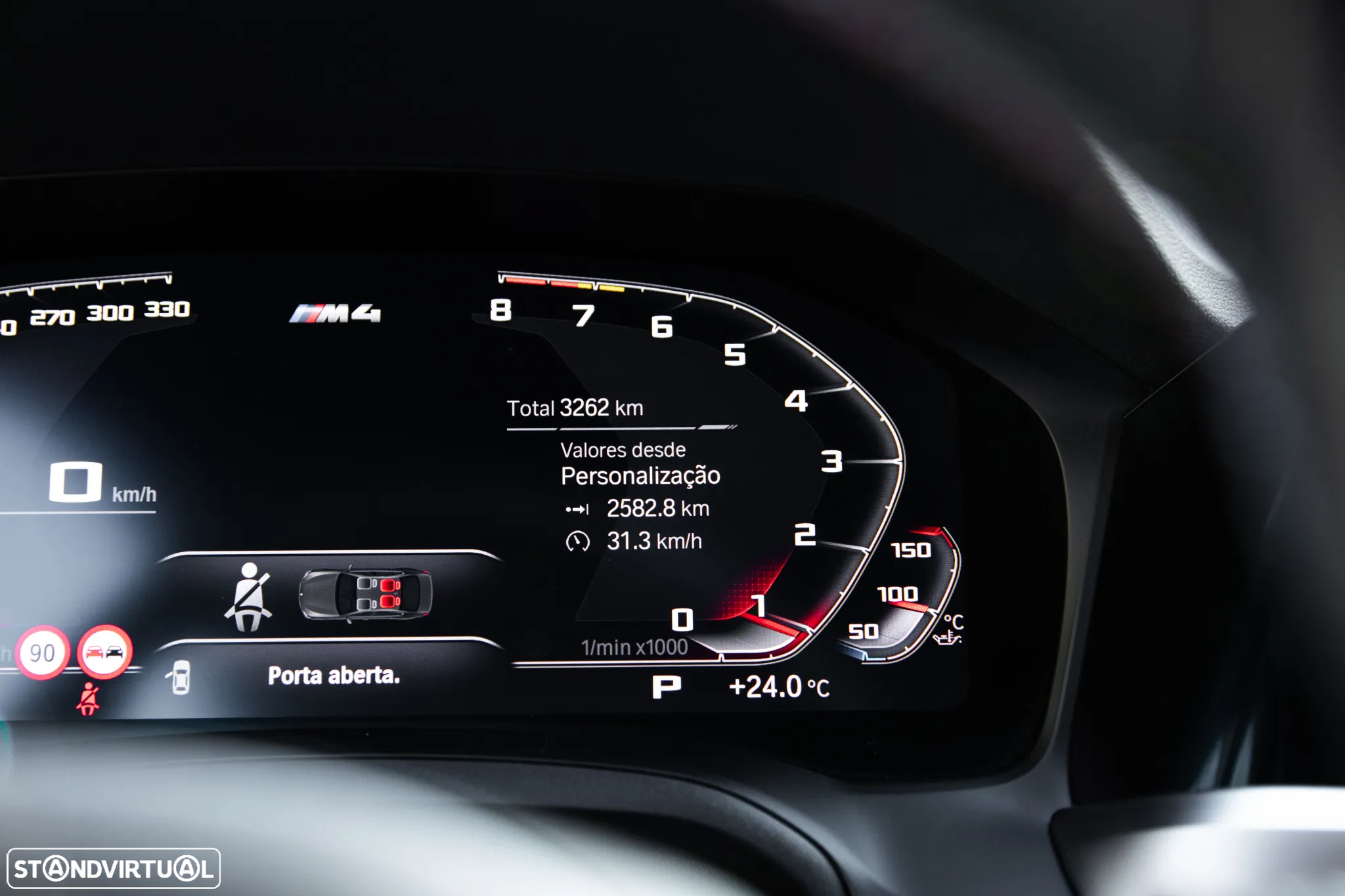 BMW M4 Competition Pack 50 anos M - 22