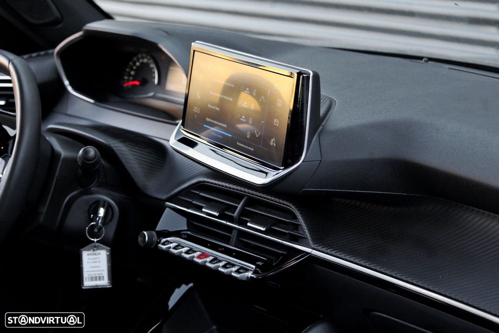 Peugeot 2008 1.2 PureTech Style - 17