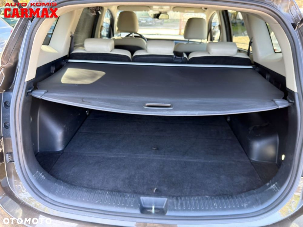 Kia Carens - 15