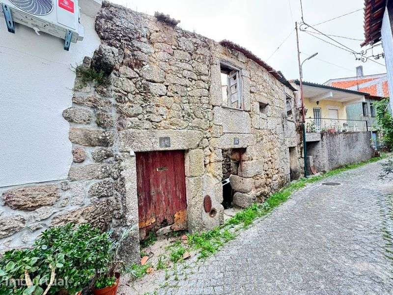 Casa para restaurar - Grande imagem: 5/8