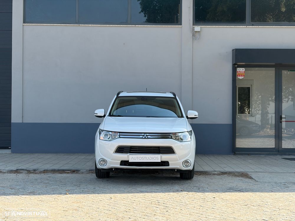 Mitsubishi Outlander 2.0 4WD - 14