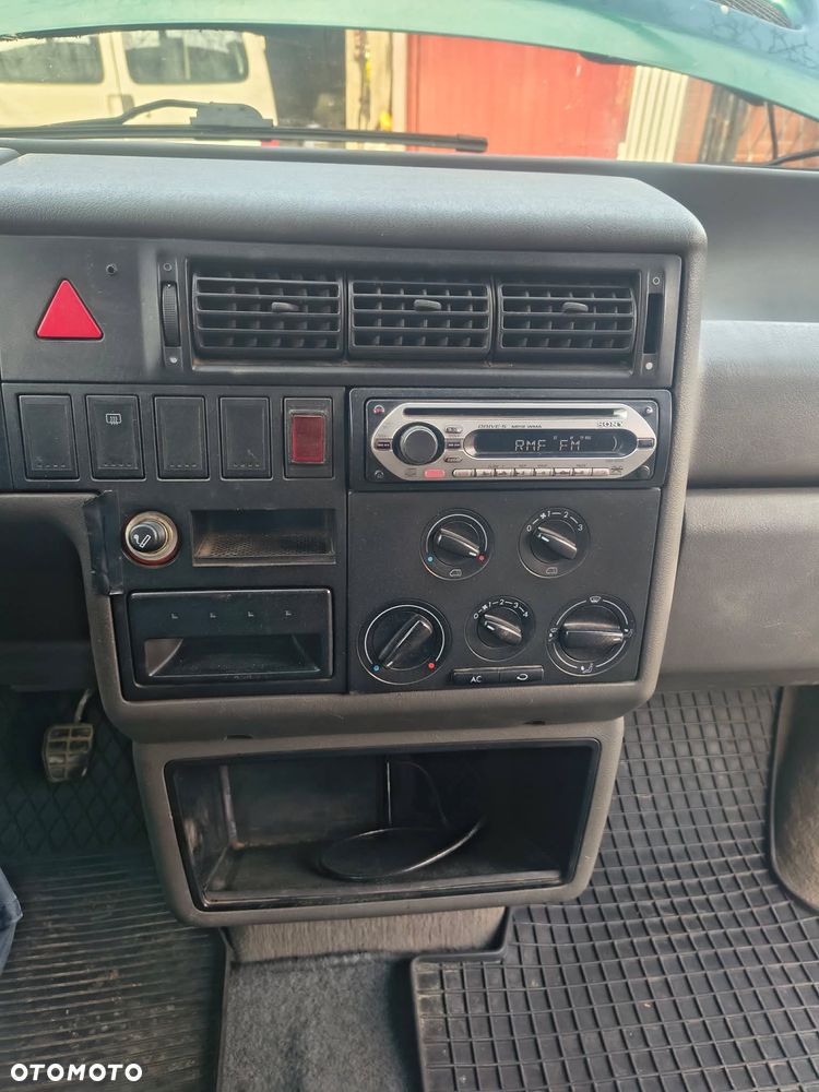 Volkswagen Transporter - 15