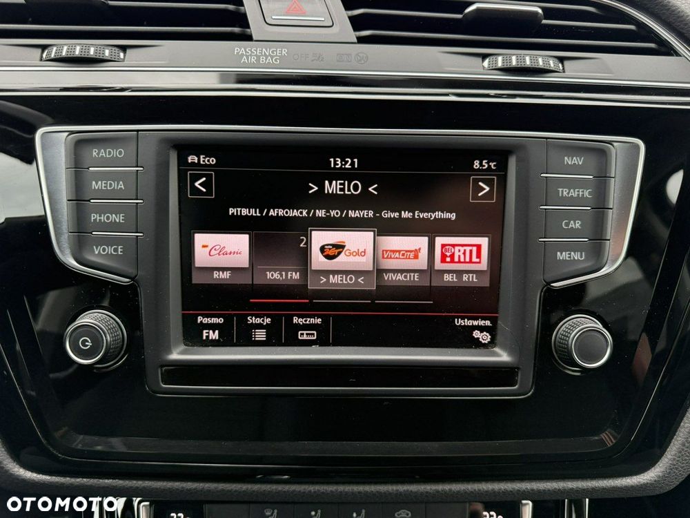 Volkswagen Touran 1.6 TDI BMT Comfortline - 23