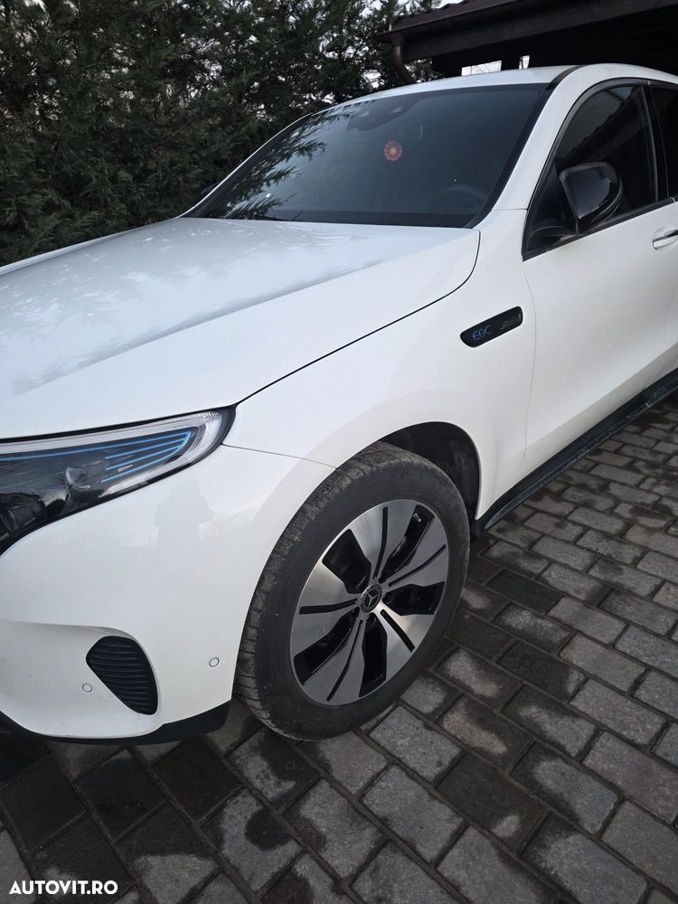 Mercedes-Benz EQC 400 4MATIC - 8