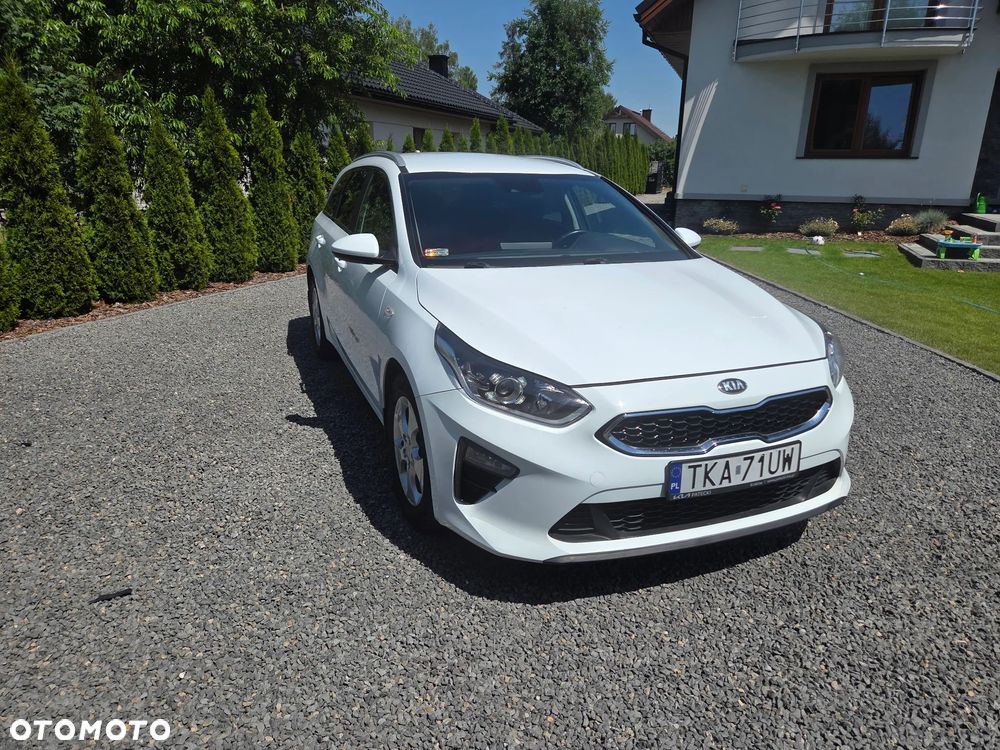 Kia Ceed 1.6 CRDi mHEV L Business Line DCT - 10