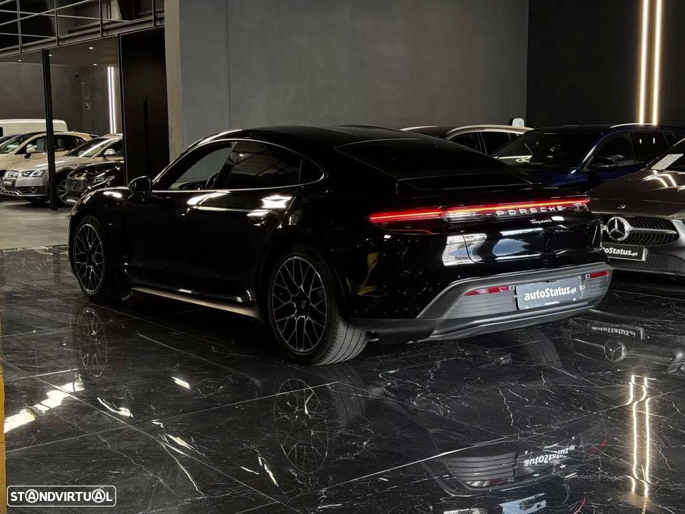 Porsche Taycan 4 - 14