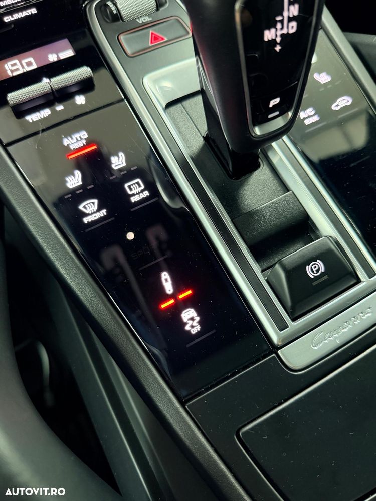 Porsche Cayenne S - 27