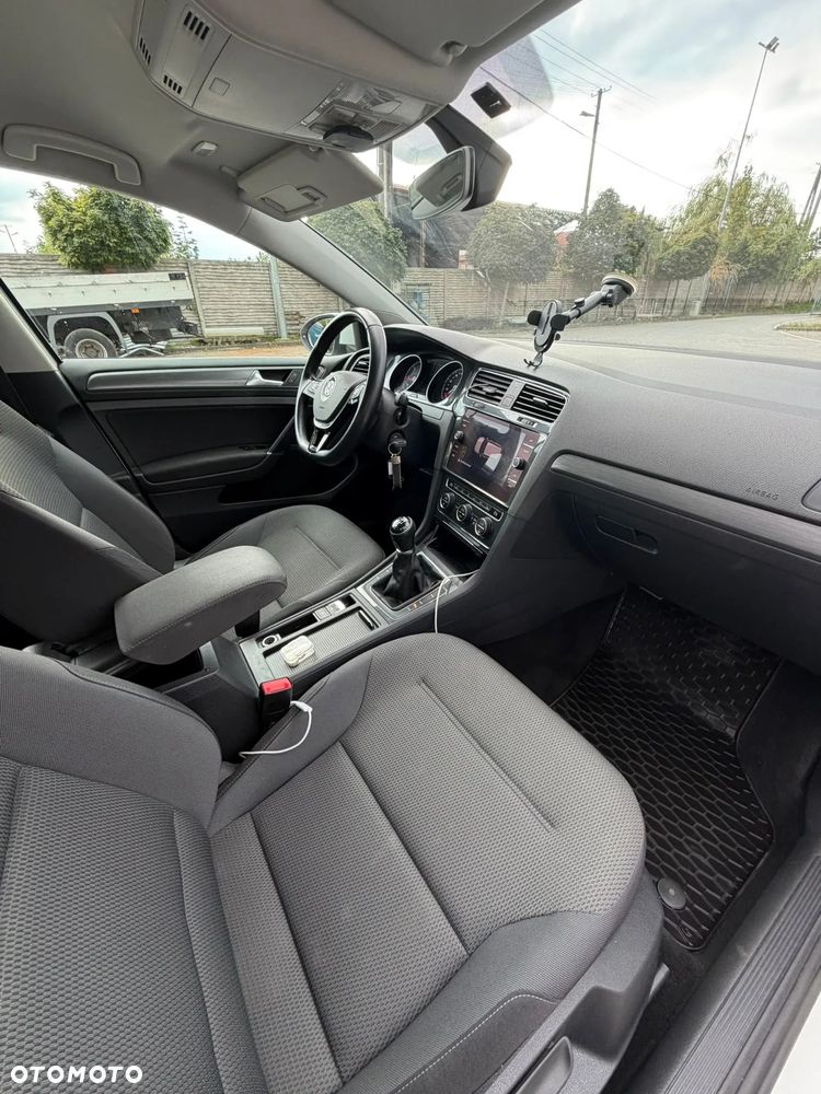 Volkswagen Golf 1.6 TDI BMT Comfortline - 7