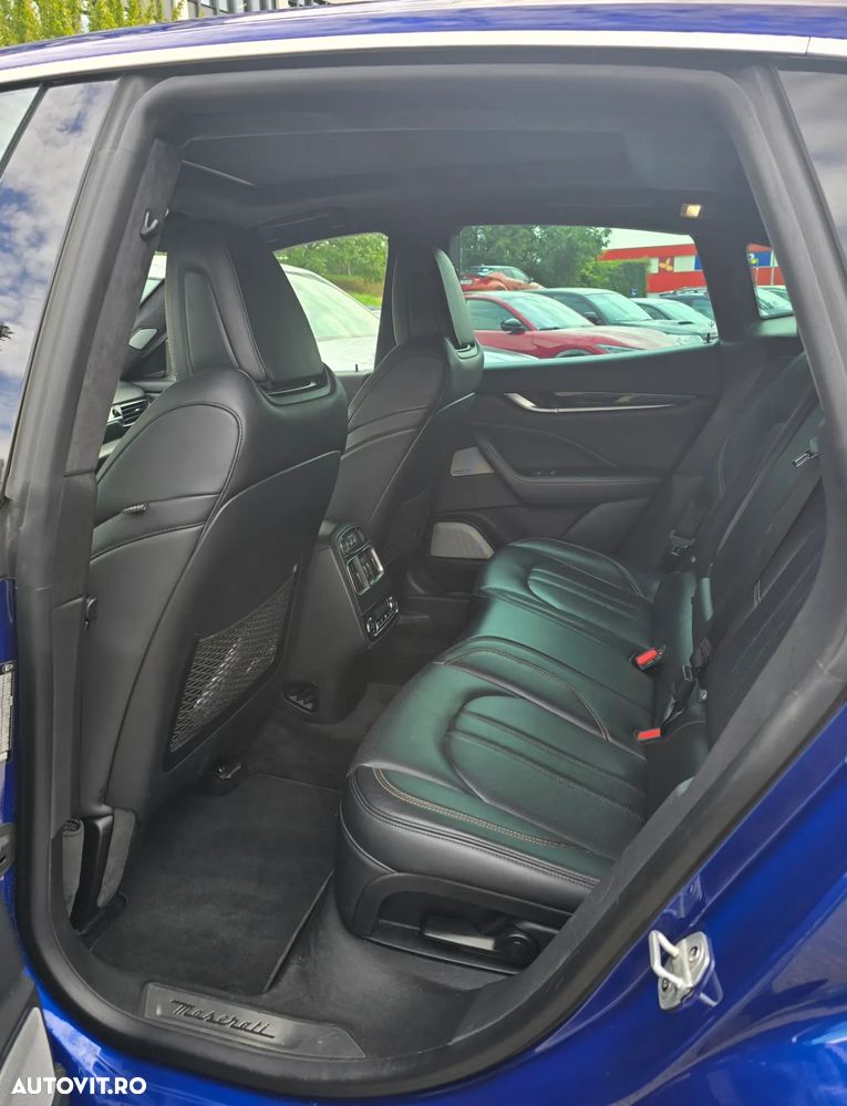 Maserati Levante - 12