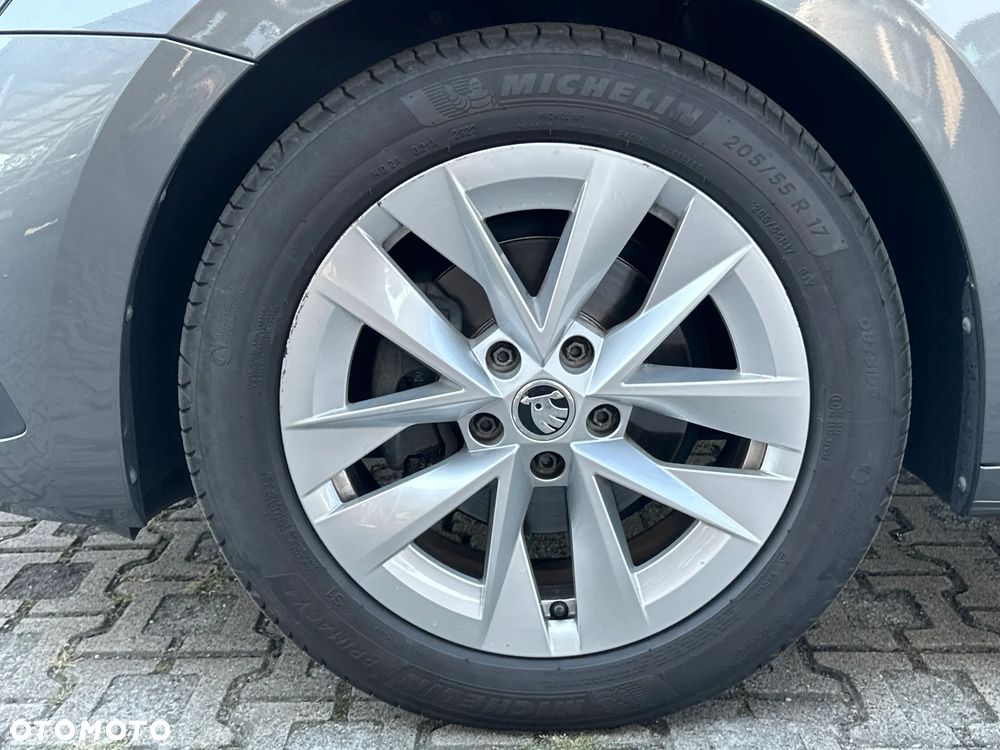 Skoda Octavia 1.5 TSI ACT Ambition - 11