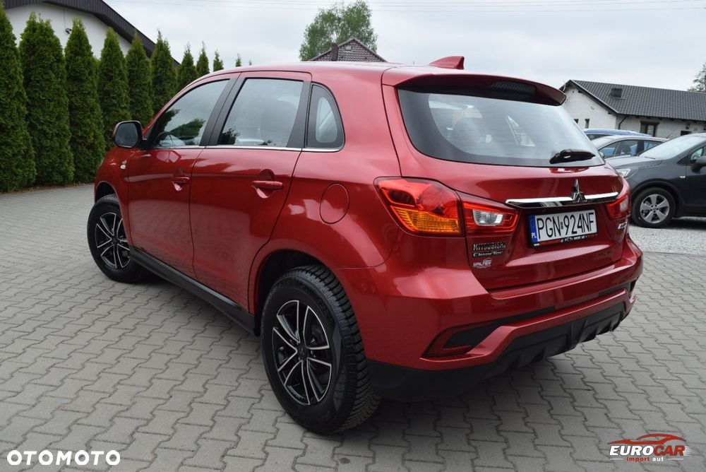 Mitsubishi ASX - 5