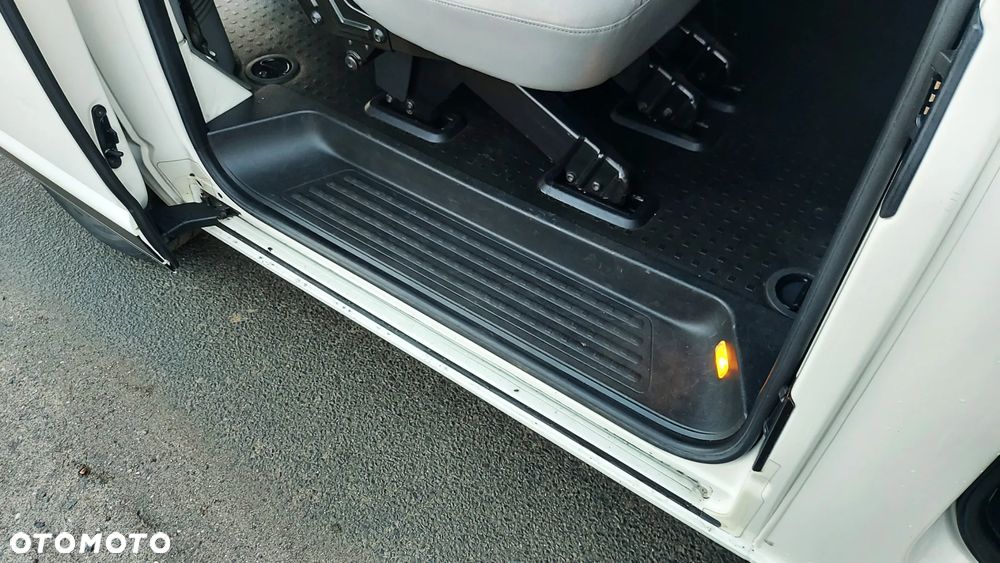 Volkswagen Transporter 7JD172/WF2/ZP1/0WQ - 20