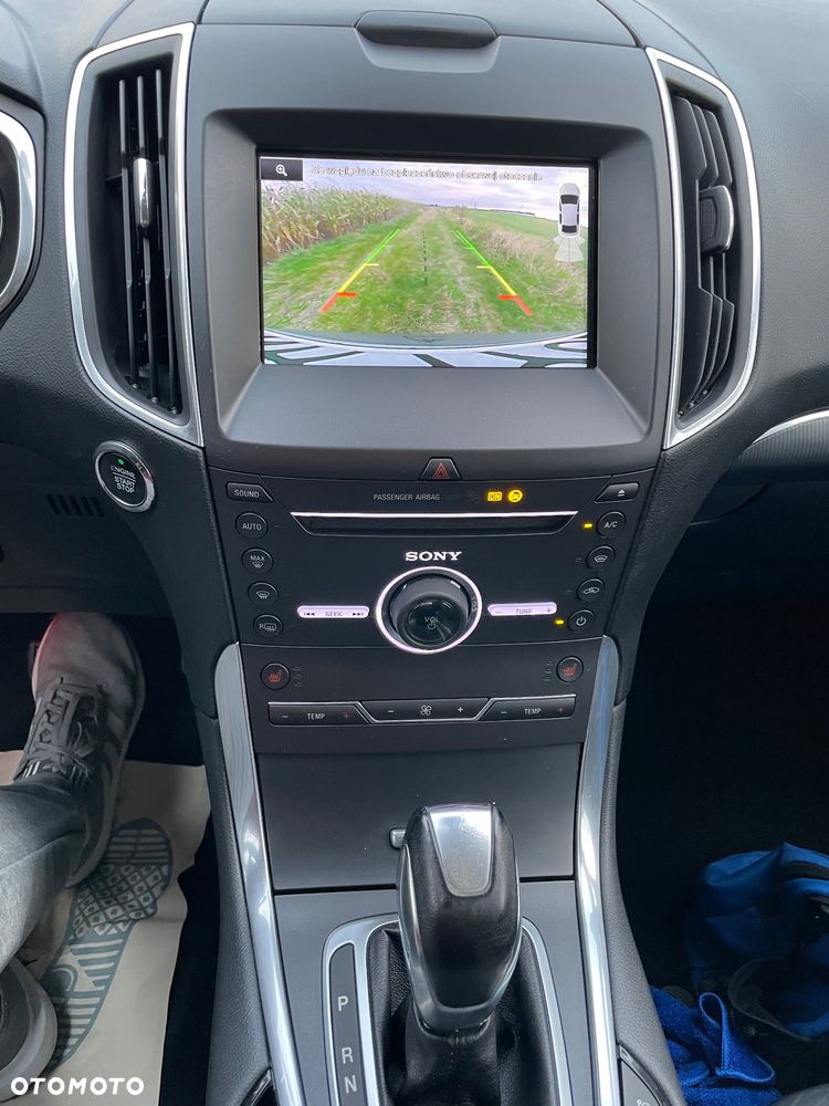 Ford S-Max - 14