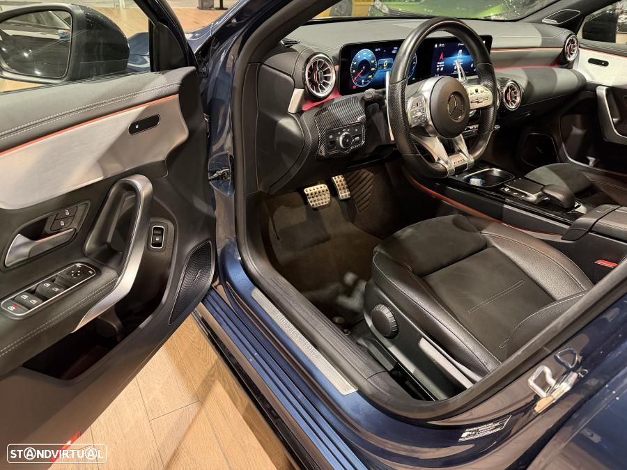 Mercedes-Benz A 250 Limousine e AMG Line - 9