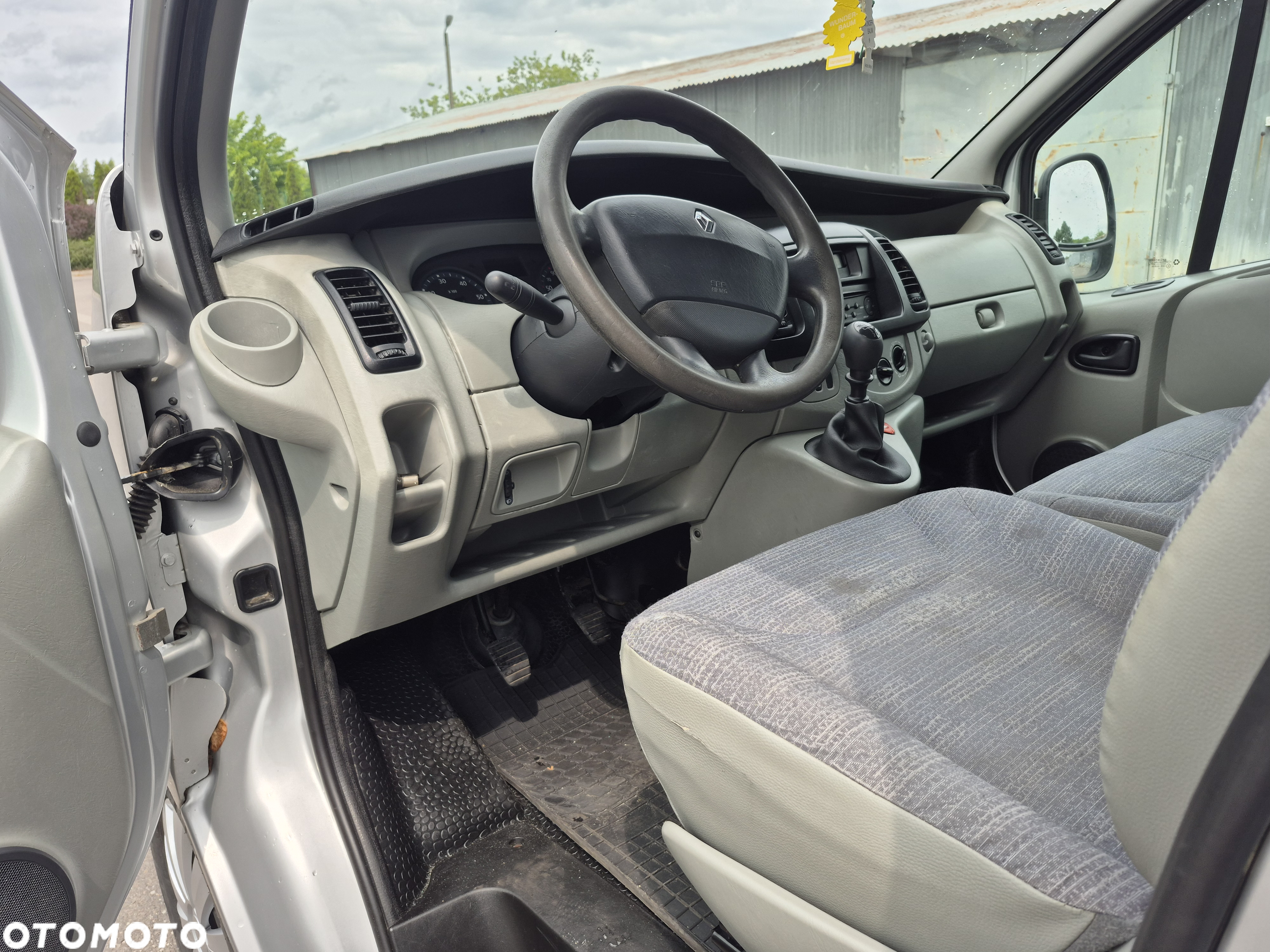 Renault Trafic - 14