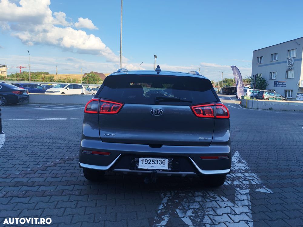 Kia Niro 1.6 GDI 2WD Aut. Spirit - 5