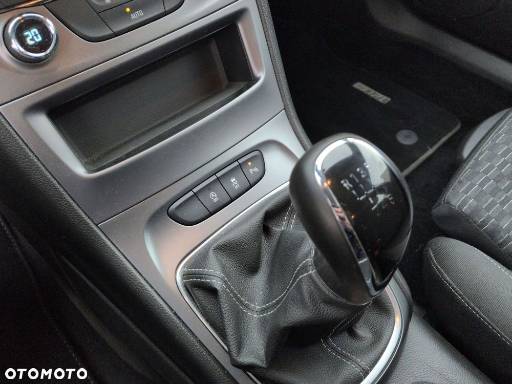 Opel Astra 1.4 T 120 Lat S&S - 13