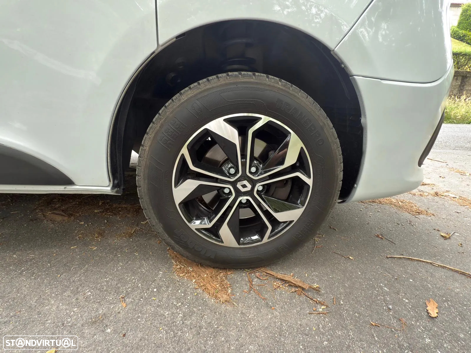 Renault Trafic - 21