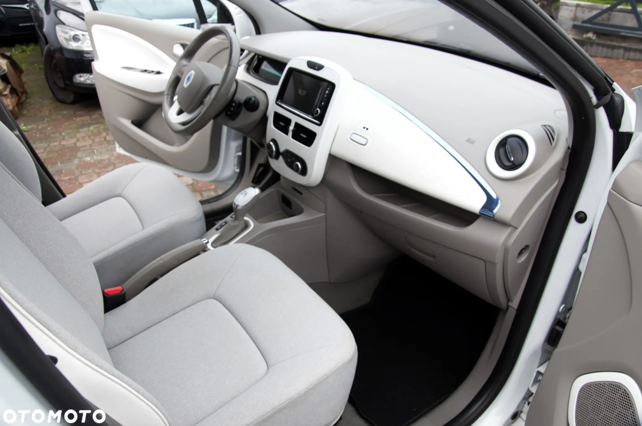 Renault Zoe (mit Batterie) 22 kwh Life - 12