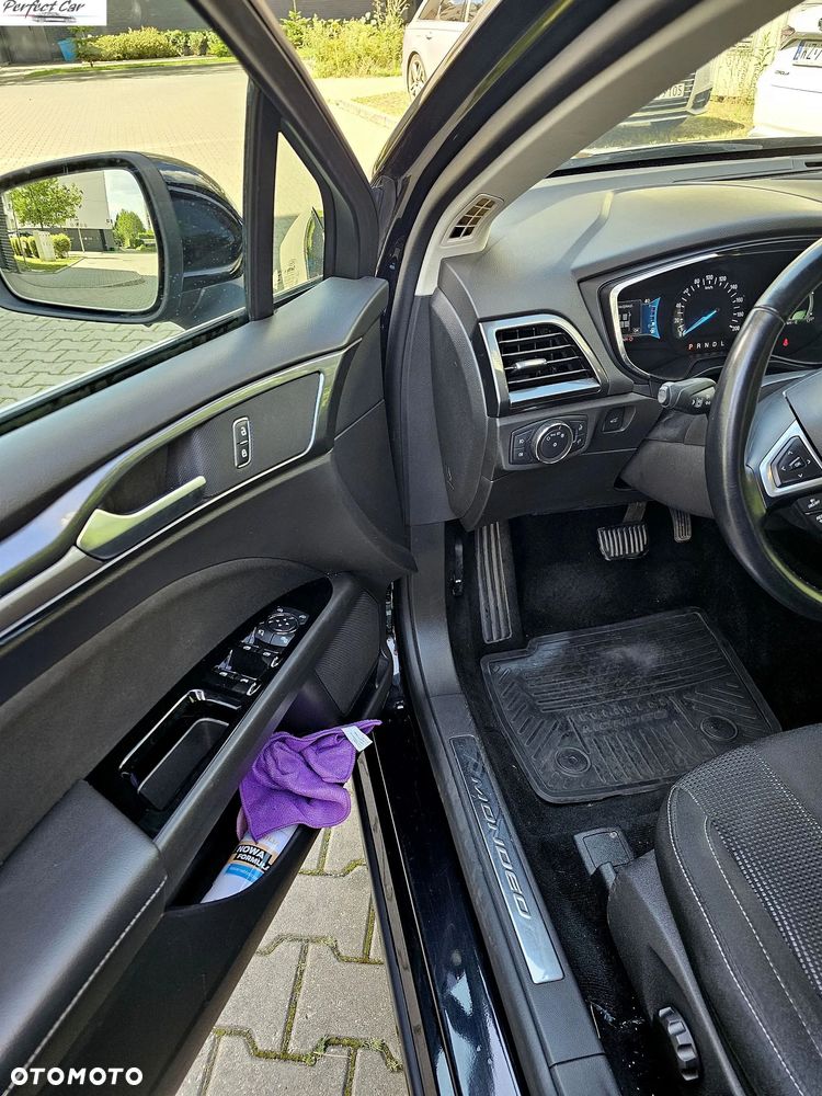 Ford Mondeo 2.0 Hybrid Titanium - 10