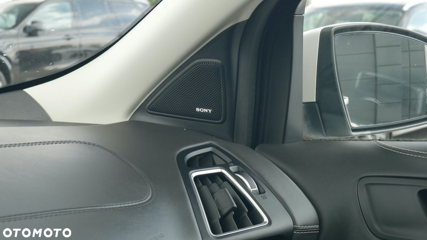 Ford Kuga - 22