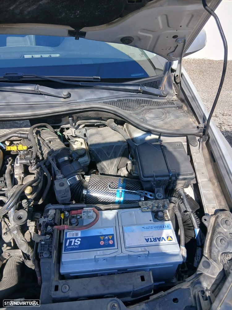 Renault Laguna Break 2.0 dCi GT 4Control - 7