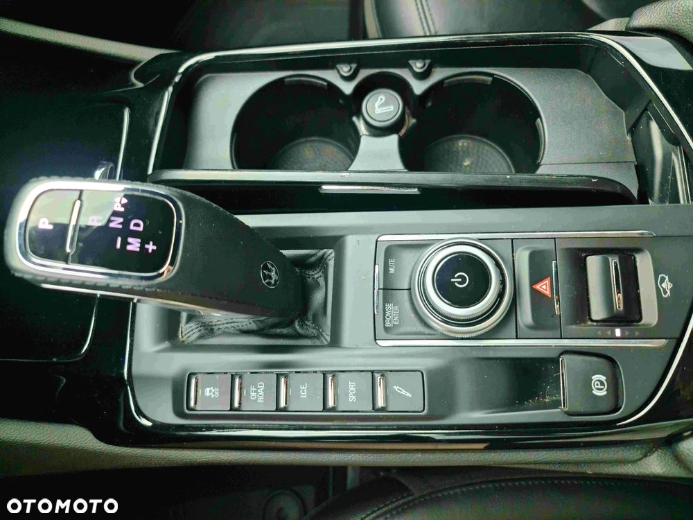 Maserati Levante Q4 - 10