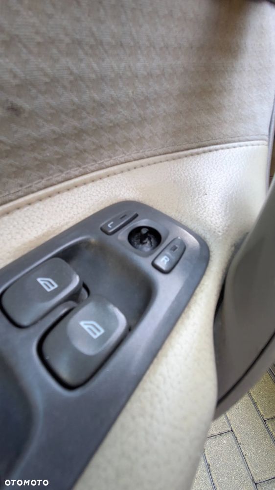 Volvo V70 2.5TDI - 21