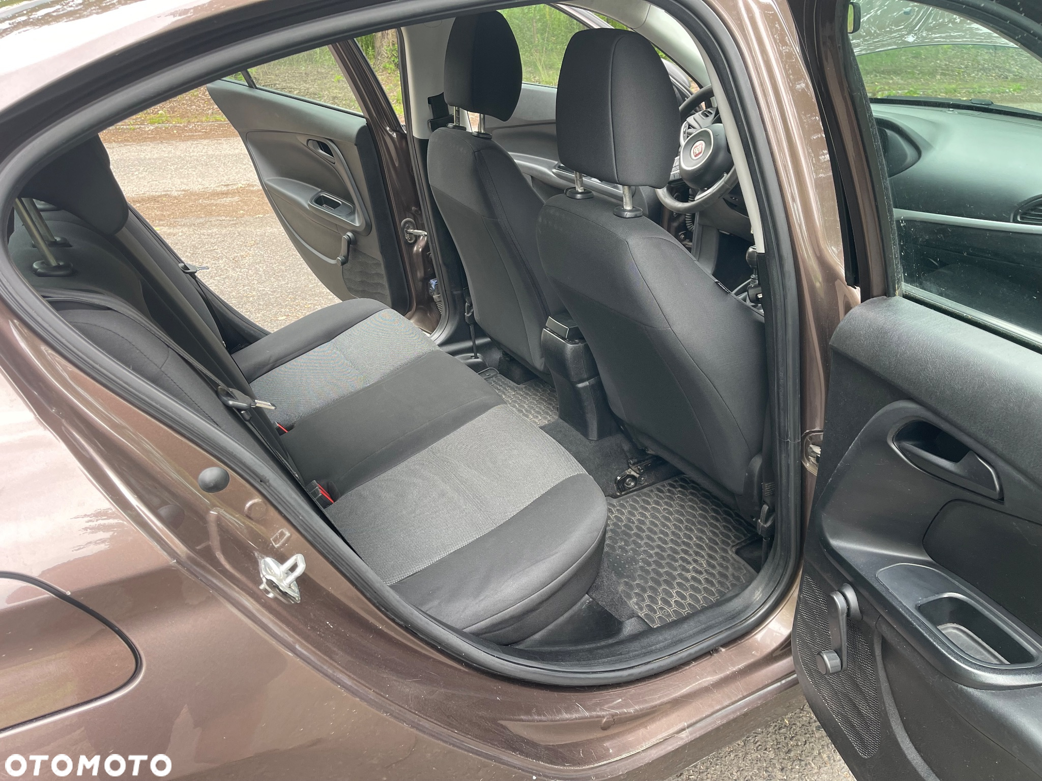 Fiat Tipo 1.4 16v Easy - 9