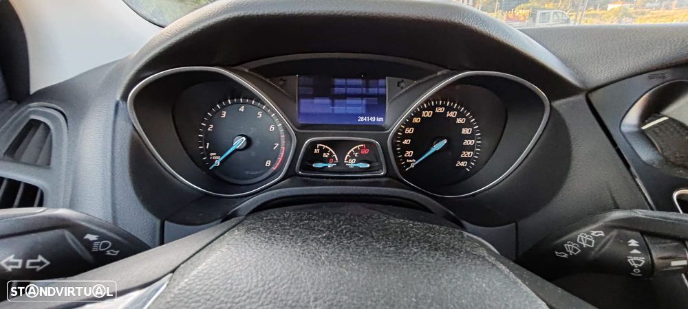 Ford Focus 1.0 EcoBoost 99g S&S Titanium - 17