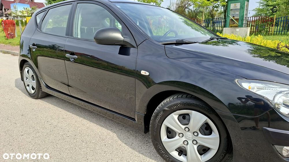 Hyundai i30 1.4 Blue Comfort - 12