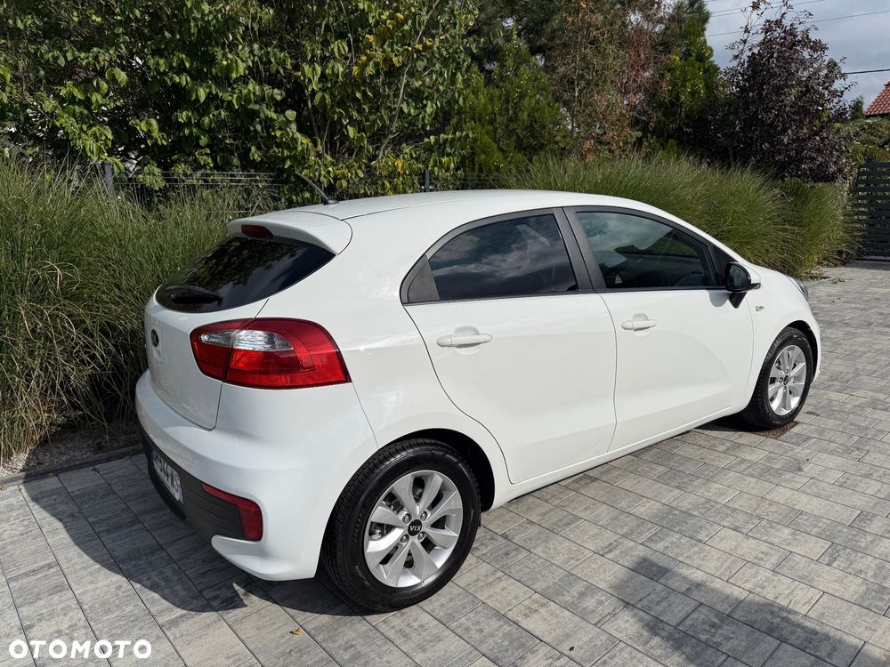 Kia Rio 1.2 Business Line - 7