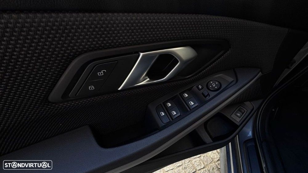 BMW 318 d Aut. Edition Luxury Line Purity - 11